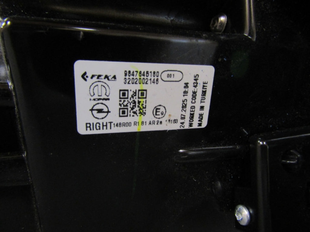 Stop svjetlo OPEL FRONTERA halogen 24- RH desni 9847645180