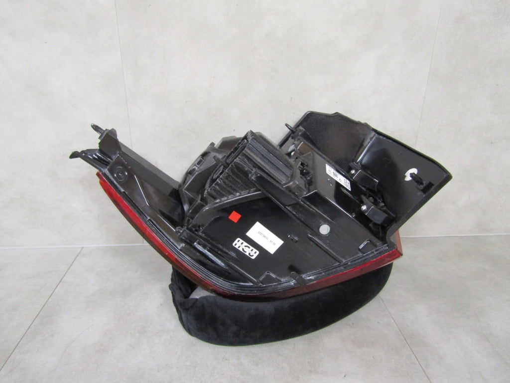 Stop svjetlo OPEL FRONTERA halogen 24- RH desni 9847645180