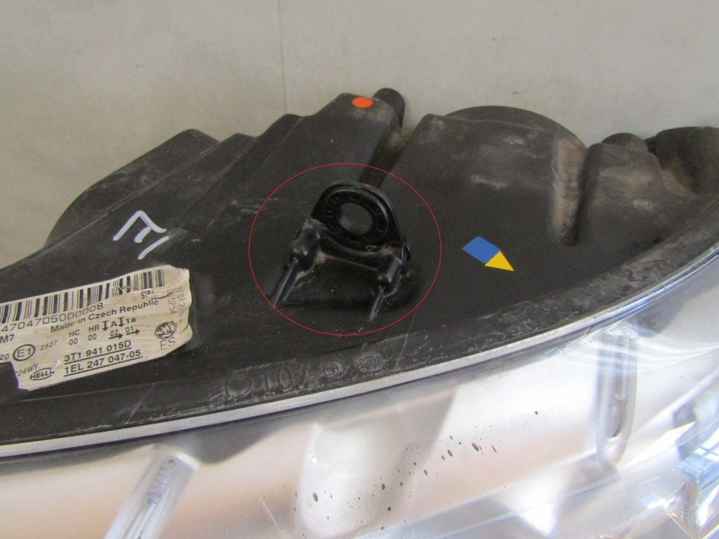 Prednji far SKODA SUPERB II 2 halogen sa sočivom LH lijevi 08-13 3T1941015D