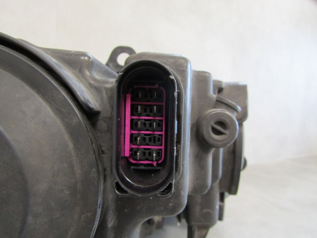 Prednji far SKODA SUPERB II 2 halogen sa sočivom LH lijevi 08-13 3T1941015D