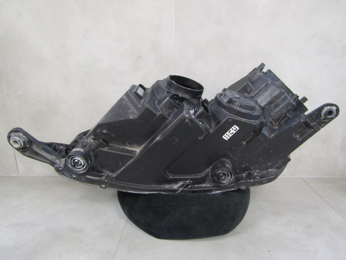 Prednji far SKODA RAPID xenon desni RH 12-16 5JB9411016A