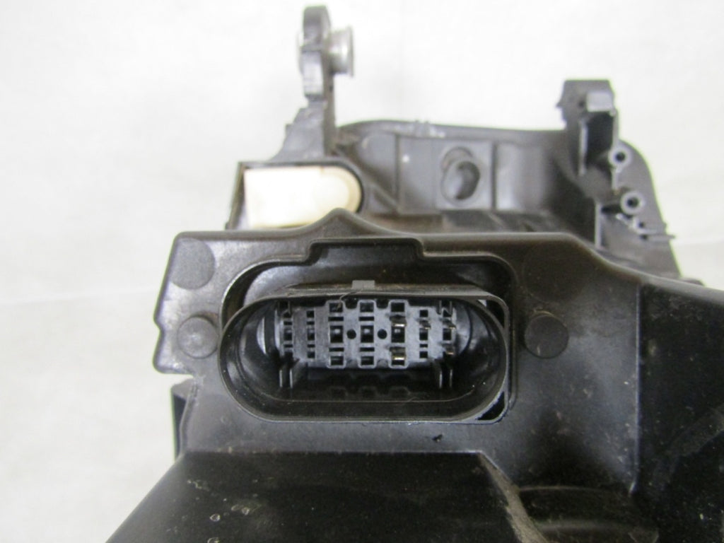 LAMPA VOLKSWAGEN T-CROSS RH desni FULL LED 16- 2GM941035 B