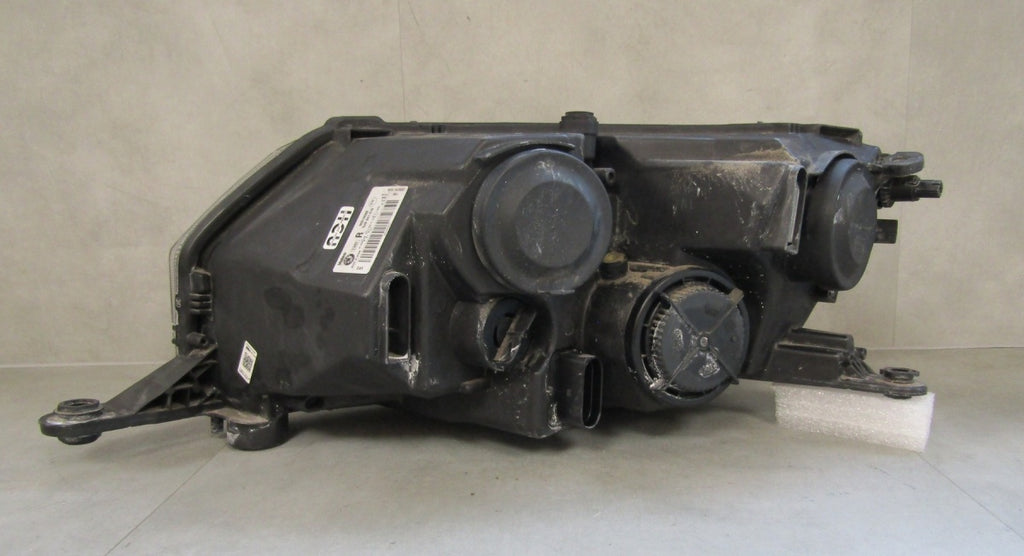 Prednji far Skoda Rapid 5JB halogen 12-16 RH desni 12-16 5JB941016