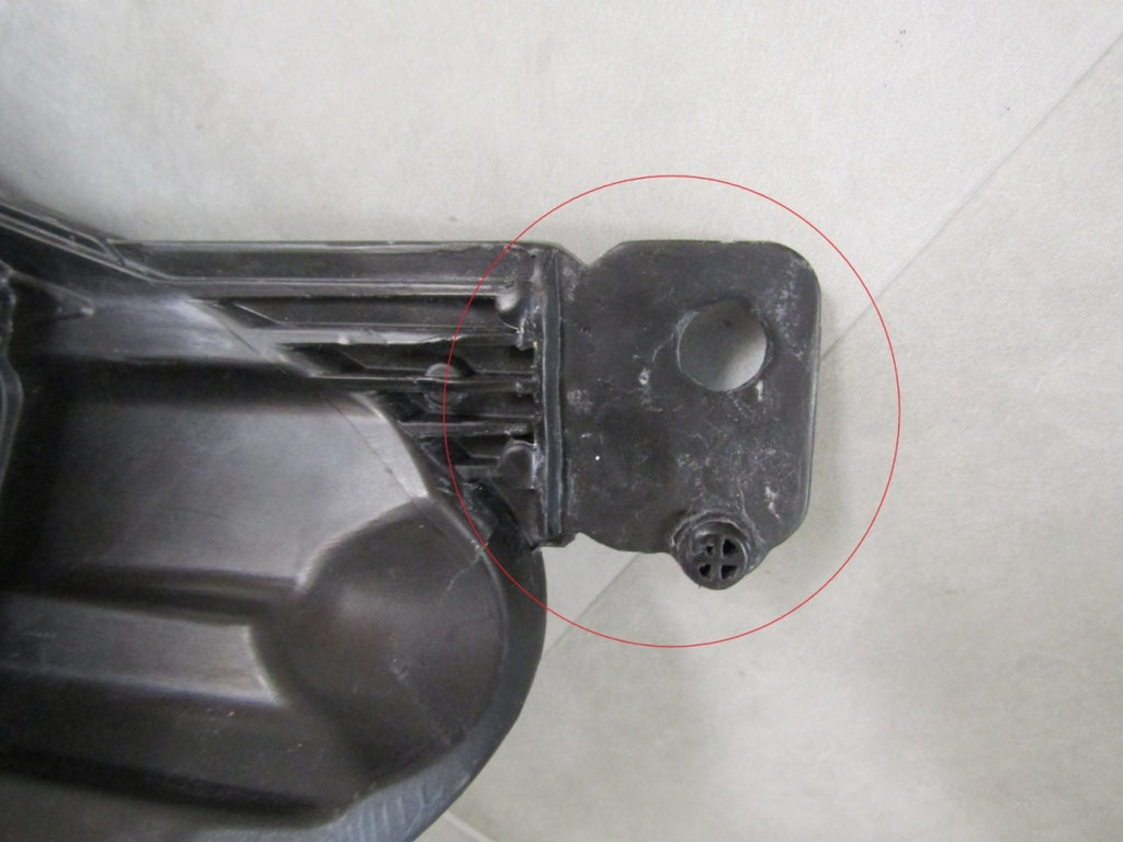 Prednji far FORD FOCUS MK4 IV halogen CIEMNA 18-21 RH JX7B-13W029-CE