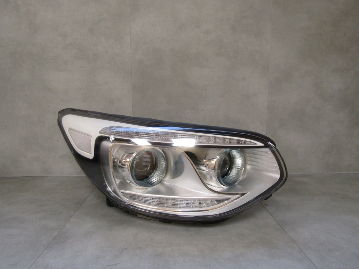 Prednji far KIA SOUL EV I SOCZEWKA+LED 14-19 RH desni