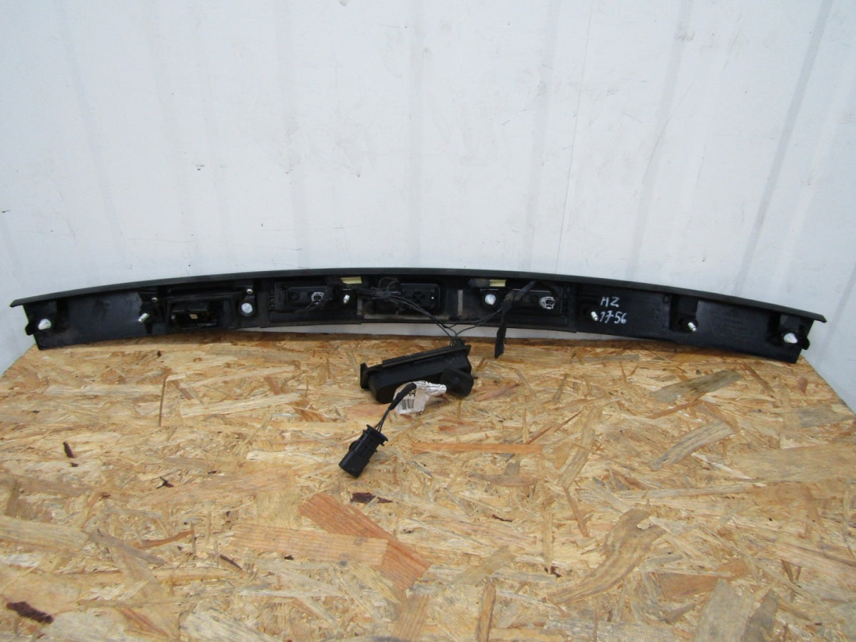 lajsna BLENDA KLAPY zadnji LAND ROVER DISCOVERY SPORT L550 + kamera I LEDY HK72-13444 HK72-406