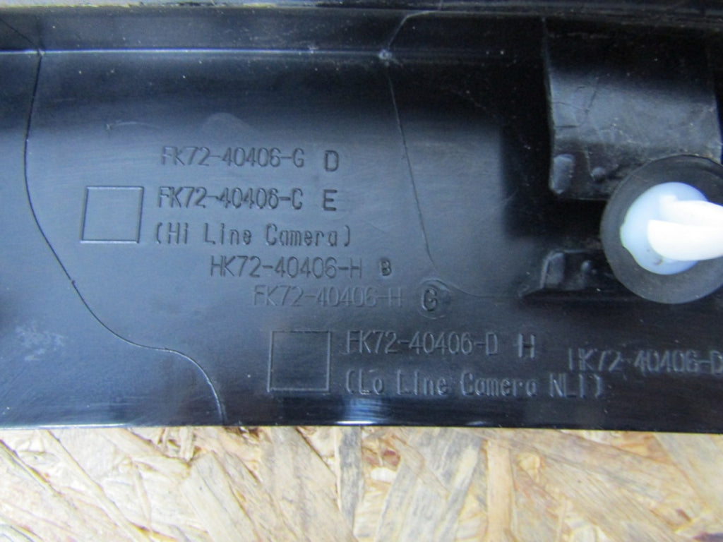 lajsna BLENDA KLAPY zadnji LAND ROVER DISCOVERY SPORT L550 + kamera I LEDY HK72-13444 HK72-406