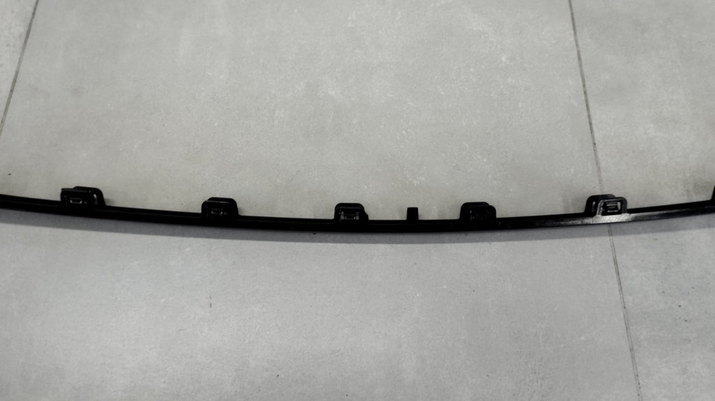 lajsna hrom ZDERZAKA zadnji MERCEDES GLC X253 AMG LINE 15-20 OEM A2538851000