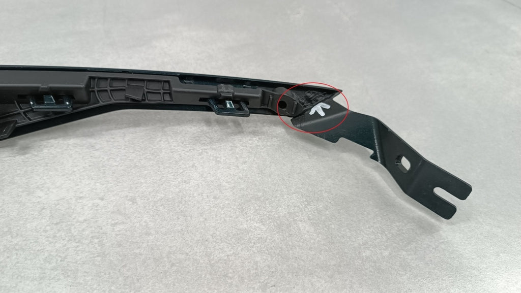 lajsna svjetla desni RH prednji NISSAN QASHQAI III J12 LIFT 24-