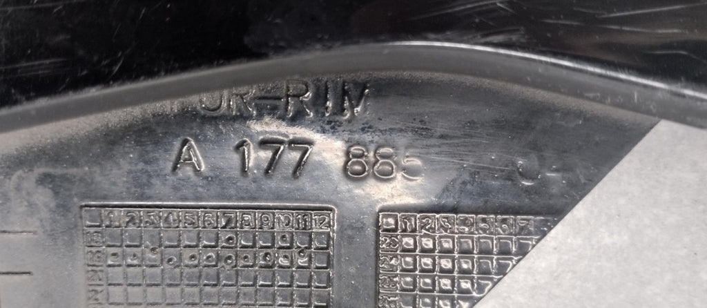Spojler lajsna ZDERZAKA prednji ŚRODEK MERCEDES A klasa W177 AMG A35 A1778854204