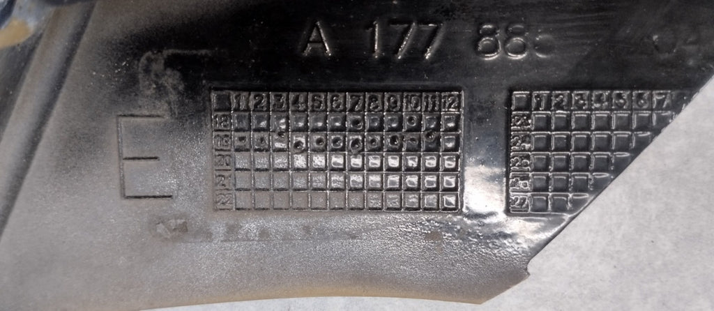 Spojler lajsna ZDERZAKA prednji ŚRODEK MERCEDES A klasa W177 AMG A35 A1778854204