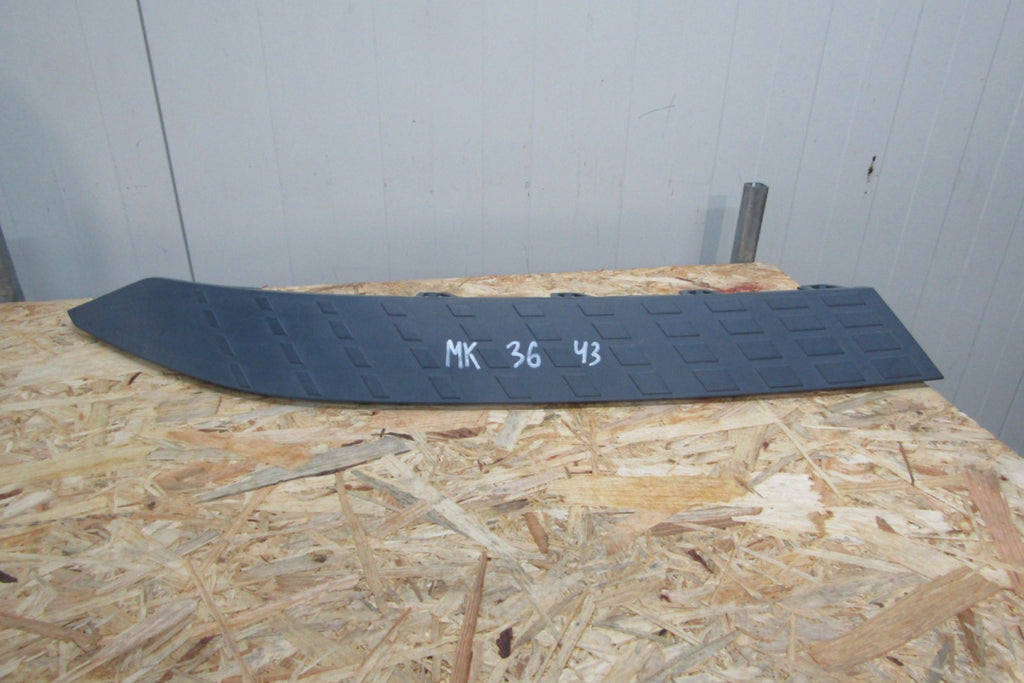 Maska (grill) lajsna desna Renault Captur II 2 LIFT 24-