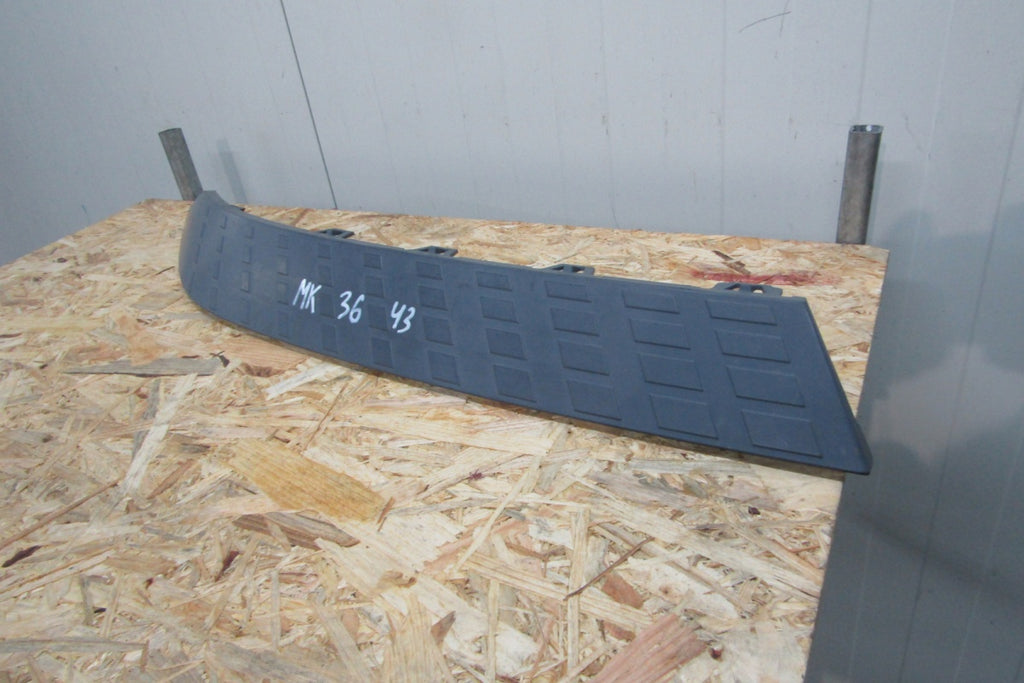 Maska (grill) lajsna desna Renault Captur II 2 LIFT 24-