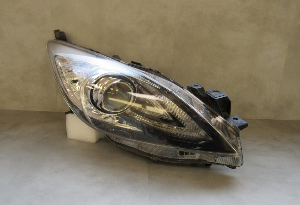 Prednji far MAZDA 3 II xenon zakretni LIFT RH 08-13r BBM 551030