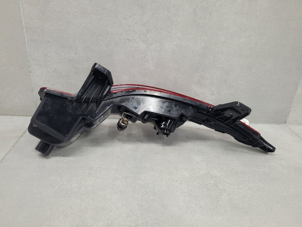 Stop svjetlo w zderzak Genesis GV60 LED LH 21-