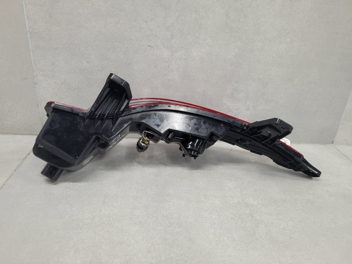 Stop svjetlo w zderzak Genesis GV60 LED LH 21-