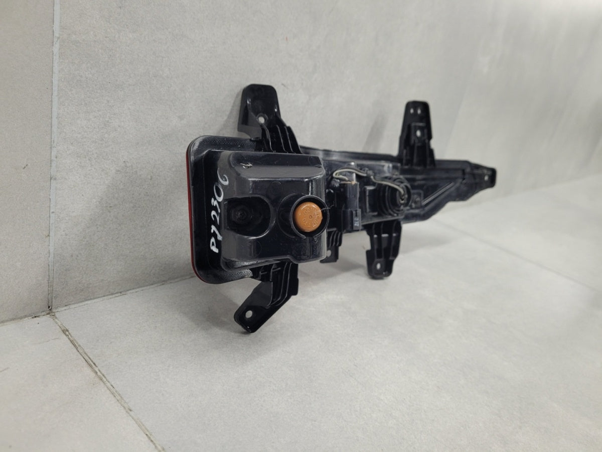 Stop svjetlo w zderzak Genesis GV60 LED LH 21-