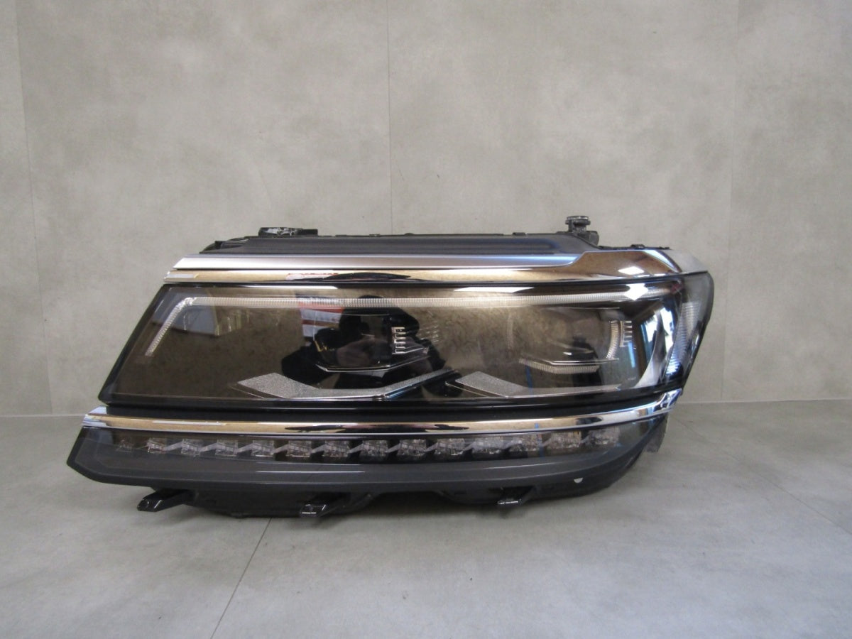 Prednji far VOLKSWAGEN TIGUAN 2 II FULL LED 5NB 16-20 lijevi LH 5NN941081