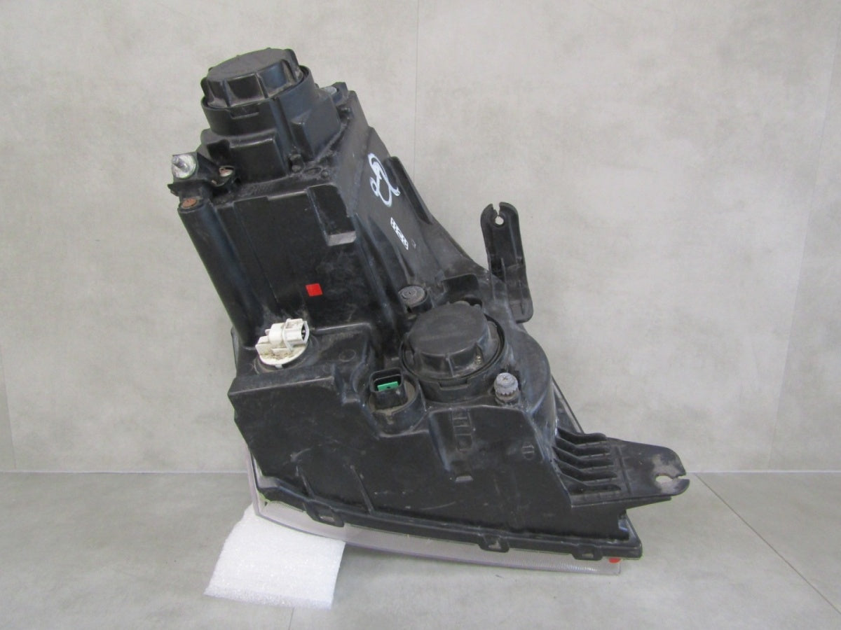 Prednji far Ssangyong Rexton LIFT halogen 06-12 LH