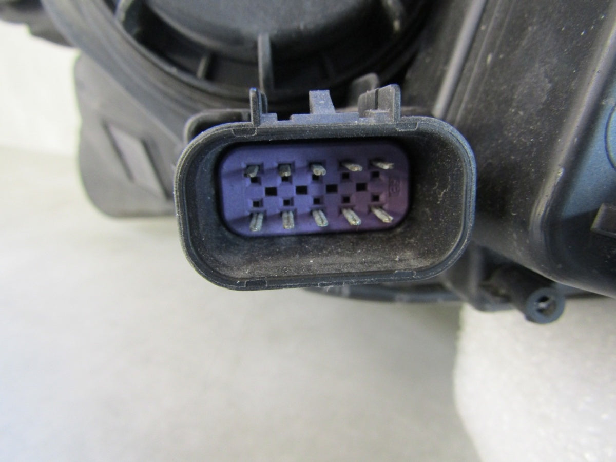 Prednji far Opel Mokka A halogen 12-16 RH 95095497