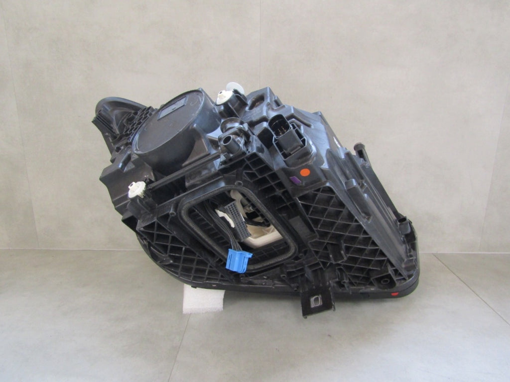 Prednji far Mercedes B klasa 247 Lift MULTIBEAM 23- LH lijevi A2479061304