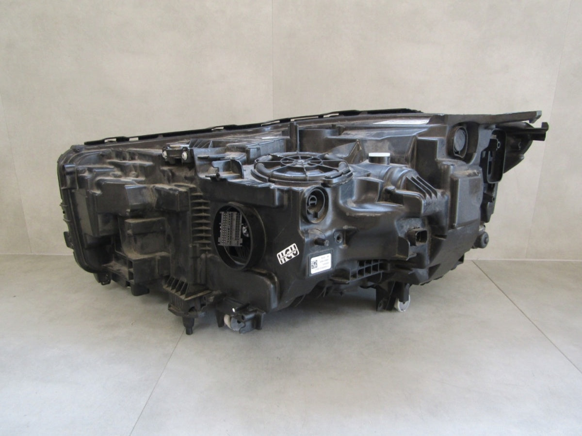 Prednji far BMW 7 G11 G12 LIFT LCI LASER 18 -22 RH 7946776