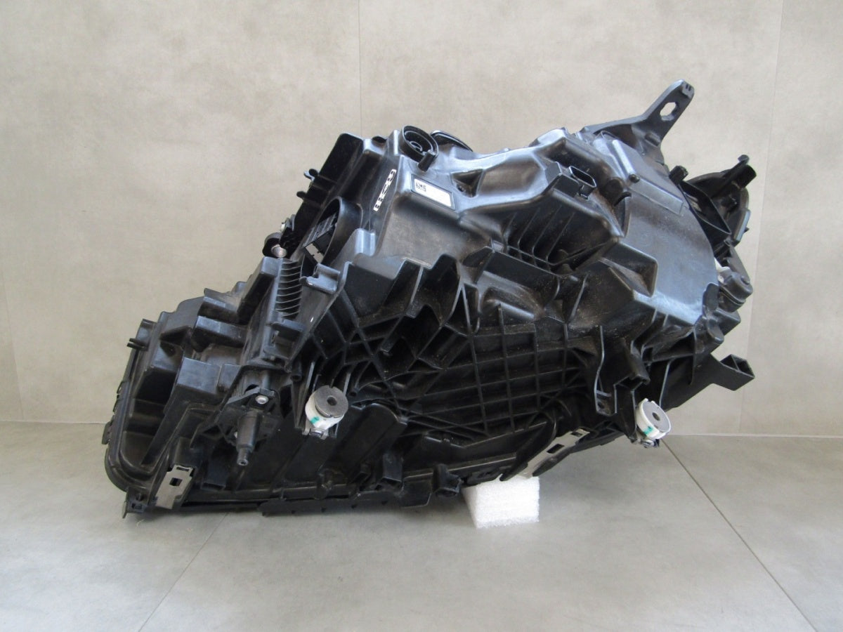 Prednji far BMW 7 G11 G12 LIFT LCI LASER 18 -22 RH 7946776