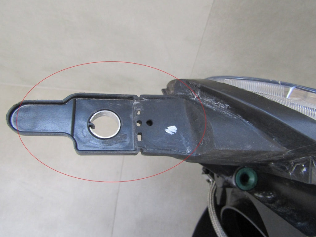 Prednji far TOYOTA PROACE 2 II xenon nezakretni 16-23 LH 9808589980-00