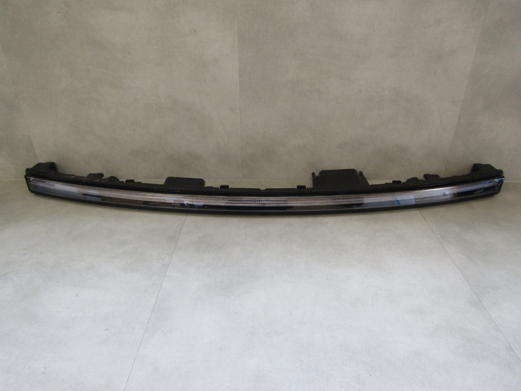 Prednji far blenda Mercedes EQA EQB W243 243 LED DRL 21- A2439063200