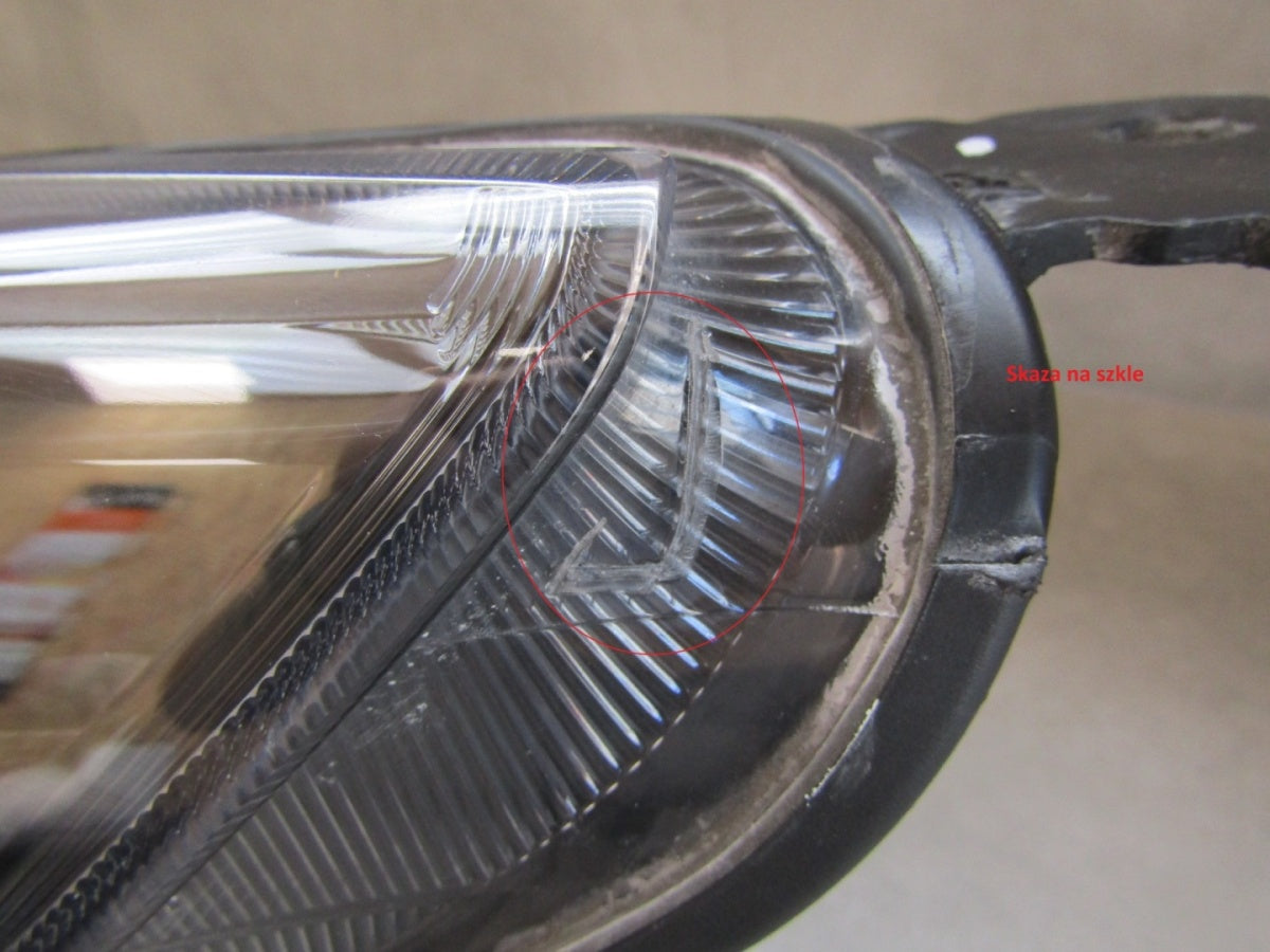 Prednji far Ford Focus MK4 halogen + LED crni 18-21 LH lijevi JX7B-13W030