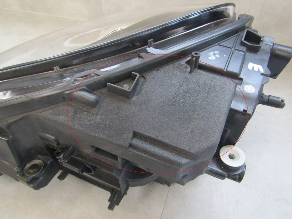 Prednji far Porsche MACAN 95B LIFT FULL LED MATRIX 18-24 RH 95B941016F