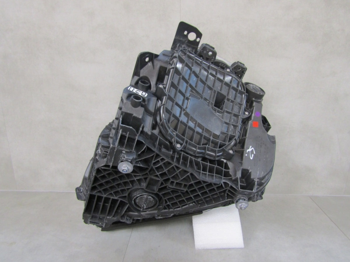 Prednji far Porsche Taycan 9J1 FULL LED MATRIX 19- RH desni 9J1941060D