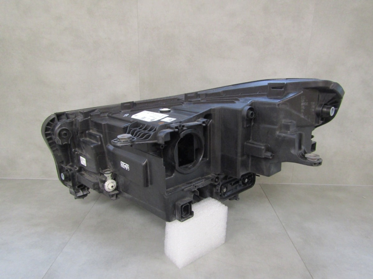 Prednji far BMW X1 U11 FULL LED 22- RH 5A5BD48