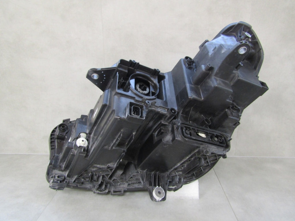 Prednji far BMW X1 U11 FULL LED 22- RH 5A5BD48