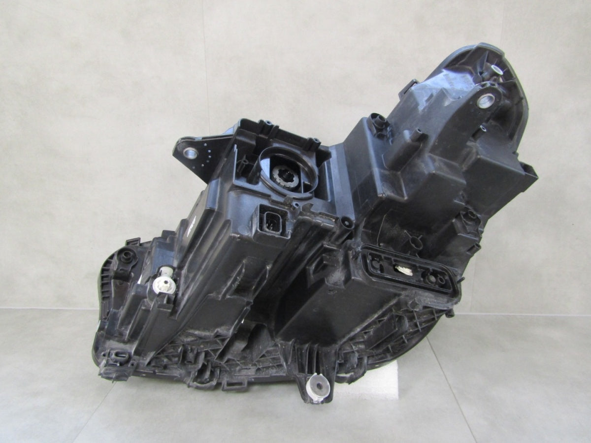 Prednji far BMW X1 U11 FULL LED 22- RH 5A5BD48
