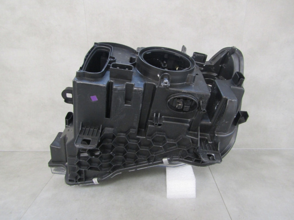 Prednji far BMW X3 F25 LIFT LCI xenon zakretni 14-17 RH desni 7410836