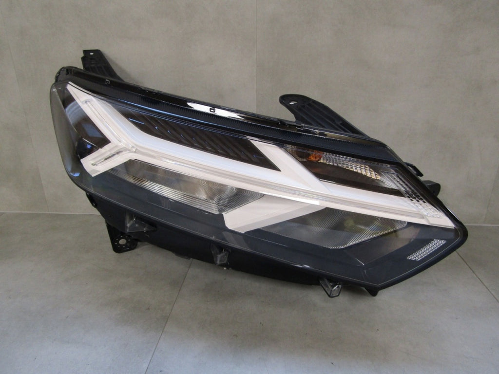 Prednji far Dacia Sandero III 3 Logan III 3 Jogger LED 20- RH 260107920R