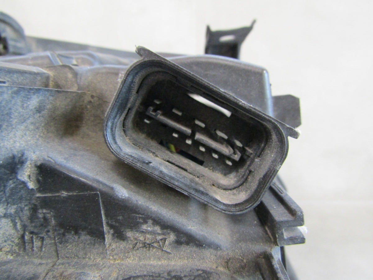 Prednji far BMW 3 E90 E91 xenon nezakretni 04-08 LH