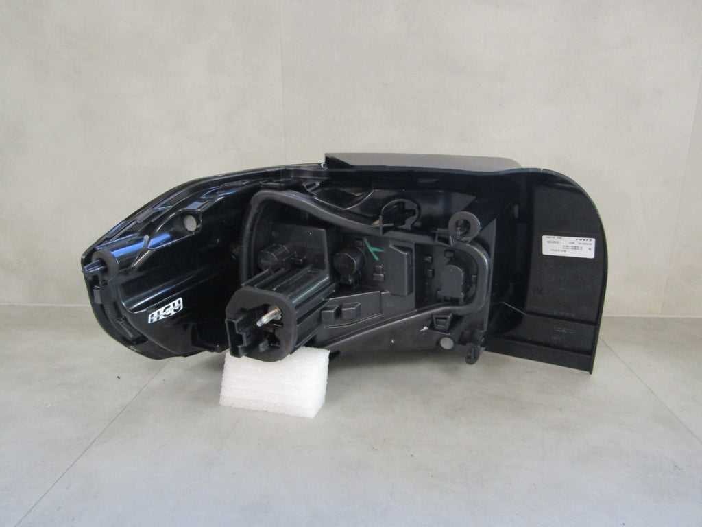 Stop svjetlo Citroen C3 IV halogen 24- RH desni 9848892180