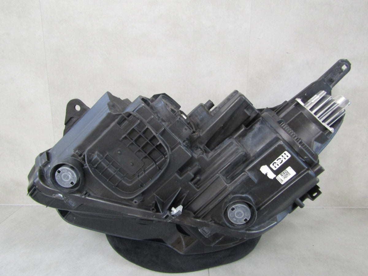 Prednji far OPEL CROSSLAND X LIFT LED 20-24 RH desni 39153539