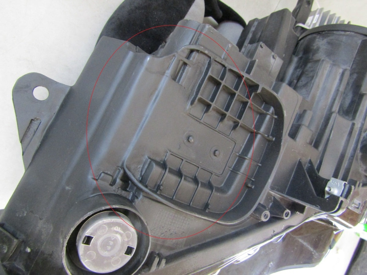 Prednji far OPEL CROSSLAND X LIFT LED 20-24 RH desni 39153539
