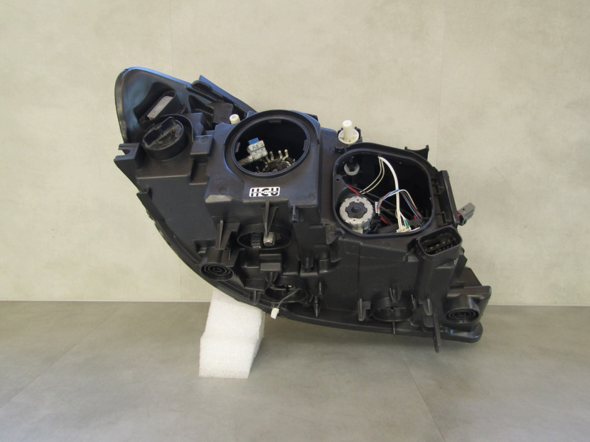 Prednji far BMW X1 E84 Lift xenon nezakretni 12-15 LH