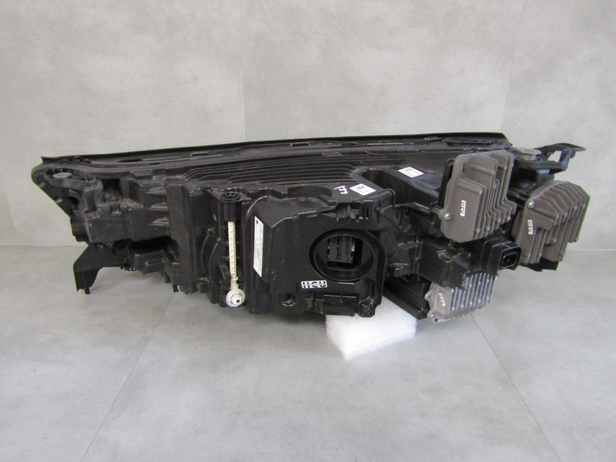 Prednji far BMW IX I20 LASER 21- RH 5A3CEA 2