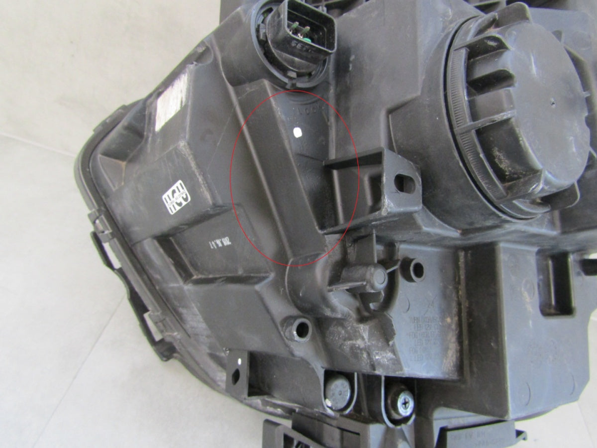 Lampa halogen prednji Kia Soul 3 III LED DRL 18-22 RH 92202-J2