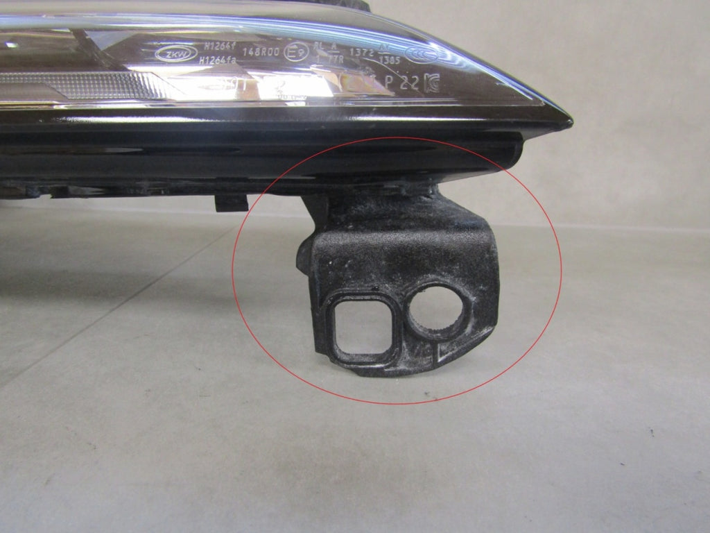 Prednji far BMW 7 G70 LED DRL SVAROWSKI RH desni 22- 9879936