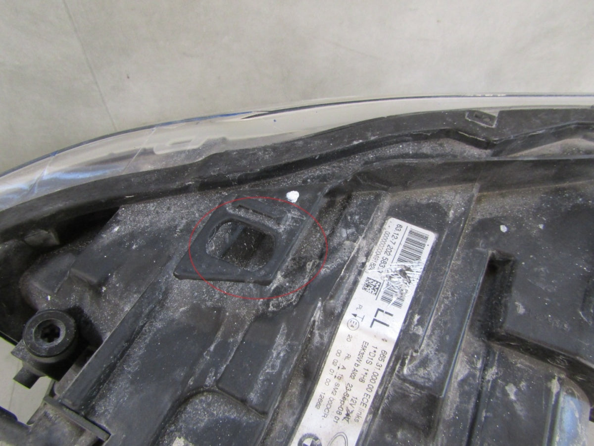 Prednji far BMW E90 LIFT xenon nezakretni LH 08-12 7202583