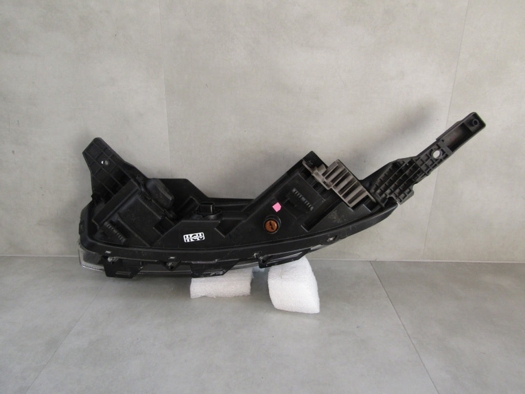 Prednji far Hyundai Bayon LED DRL 21-24 RH 92208Q0500