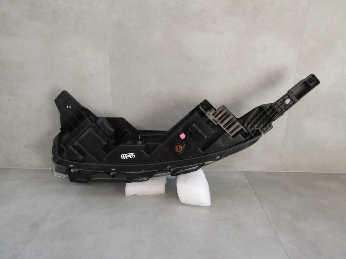 Prednji far Hyundai Bayon LED DRL 21-24 RH 92208Q0500