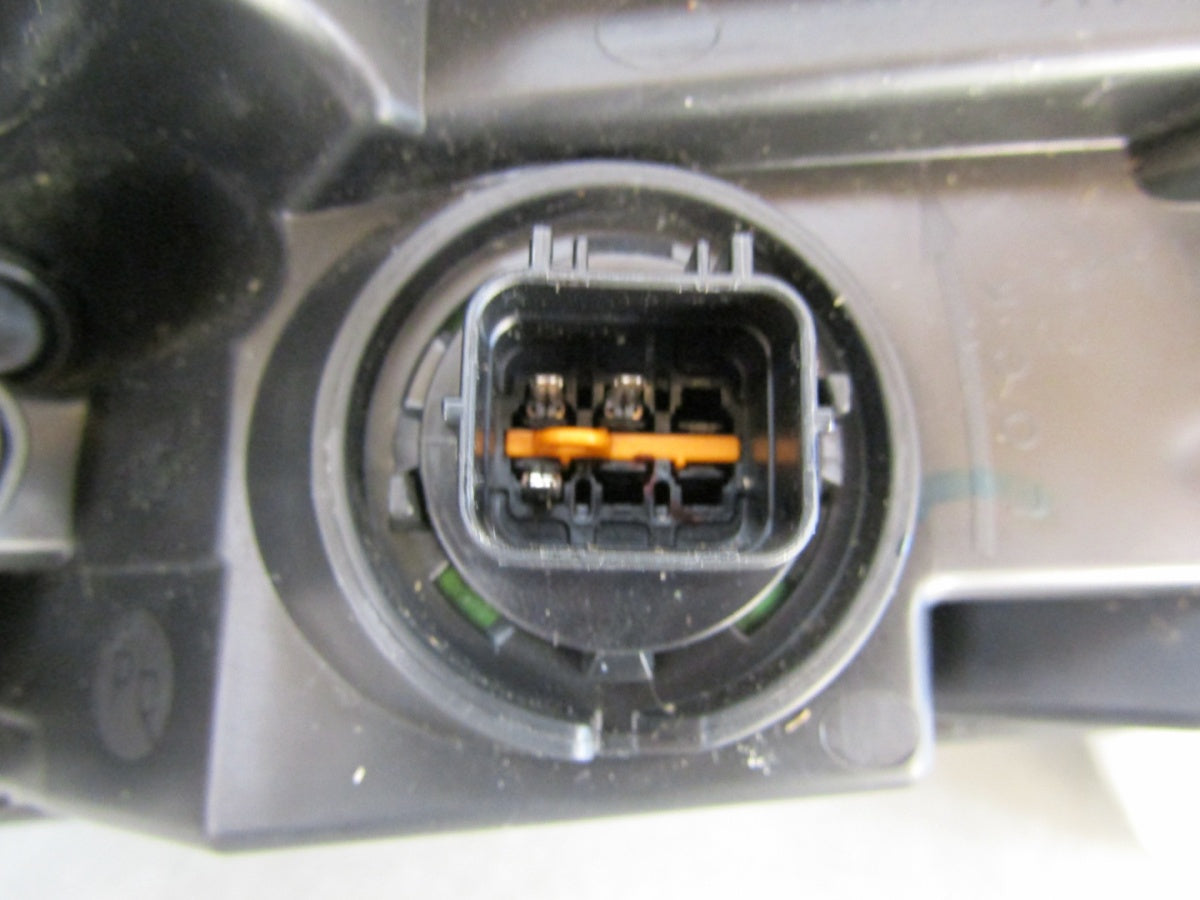 Prednji far Hyundai Bayon LED DRL 21-24 RH 92208Q0500