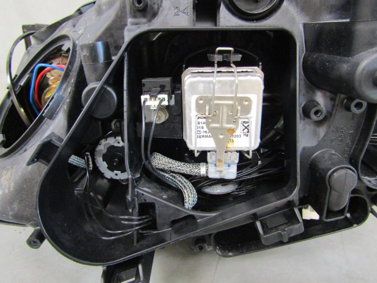 Prednji far BMW 7 F01 F02 xenon zakretni 08-12 RH 6311 7228428